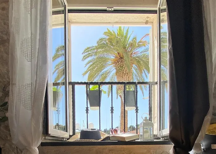 Apartment Waterfront 